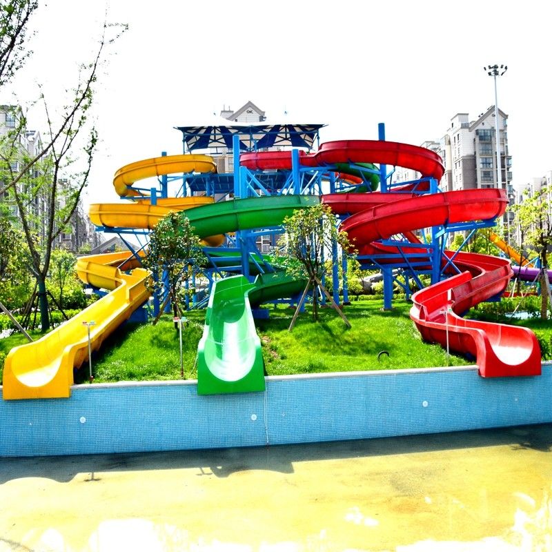 Glissières d'eau de 6 à 8 mm d'épaisseur Grandes glissières d'eau pour le parc d'attractions aquatiques