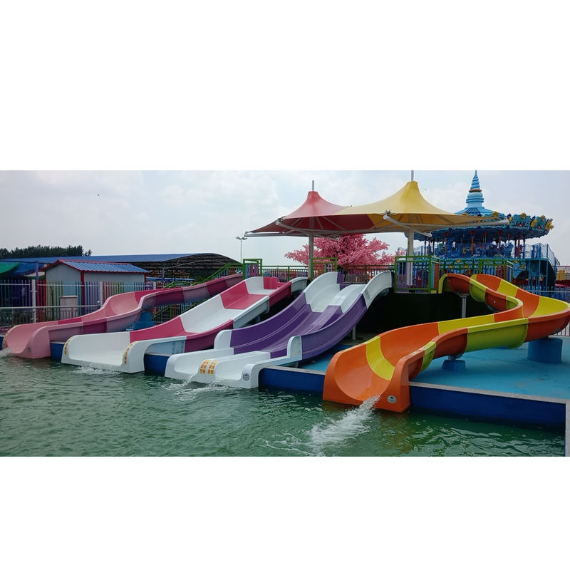 Couleurs Aqua Water Slide Les enfants avec la piscine Splash caractéristique de la piscine de jardin