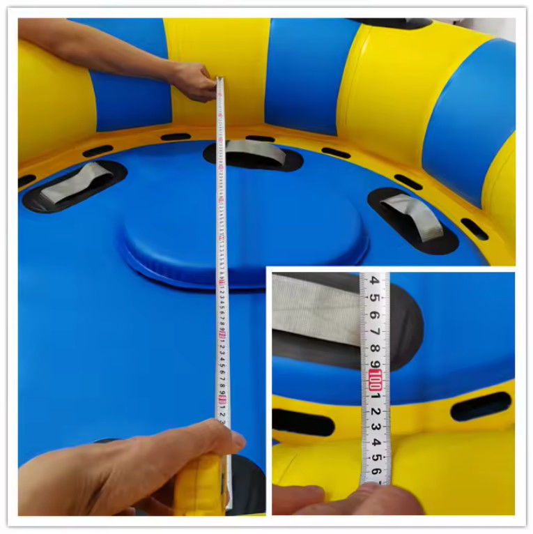 Découvrez le meilleur des deux mondes avec nos accessoires amusants et passionnants pour le parc aquatique
