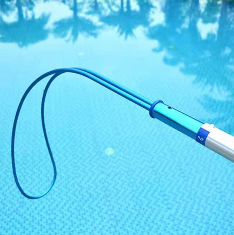Découvrez le meilleur des deux mondes avec des accessoires amusants et passionnants pour le parc aquatique