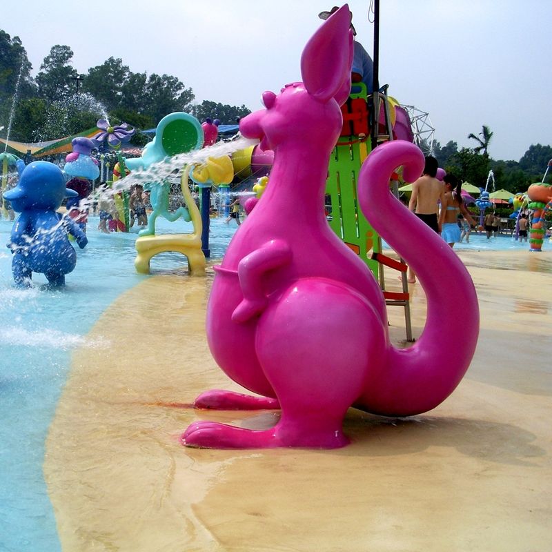 Transformez votre espace extérieur en une zone aquatique amusante en famille avec des équipements de jeu aquatique